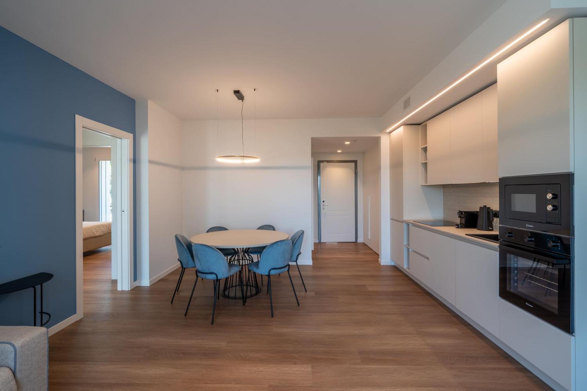 Villa Silvia Apartments San Felice del Benaco Eksteriør billede